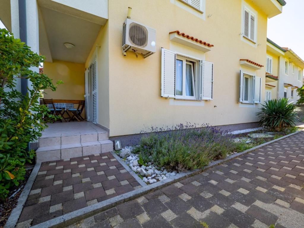 Apartment Dana Baška Exterior foto